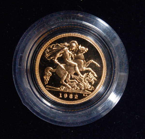 Elizabeth II. Half Sovereign. Royal Mint Proof. 1982