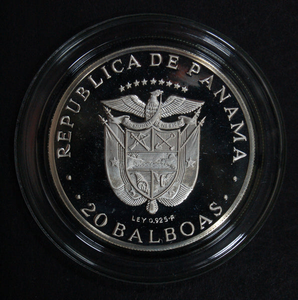 Panama. 20 Balboas. Large proof sterling silver coin. 129.59g. A selection.